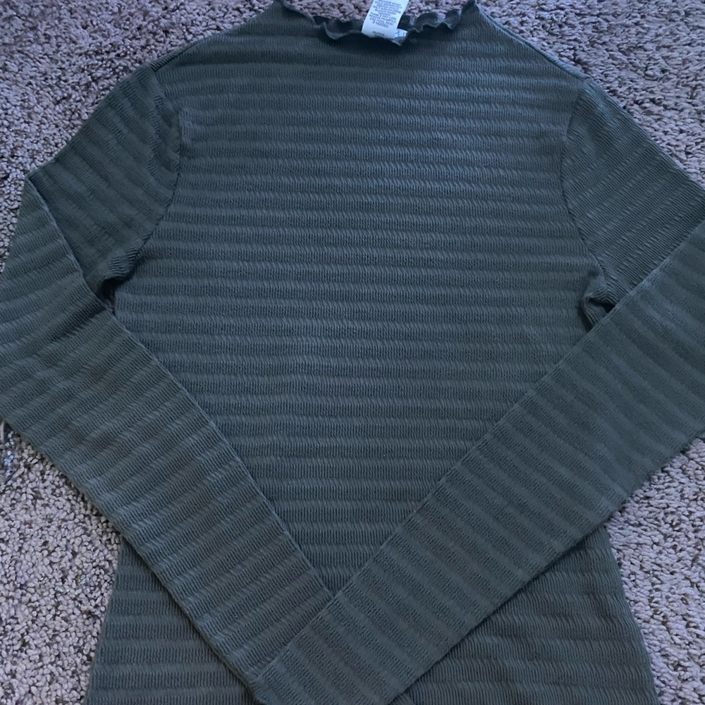 Green long sleeve